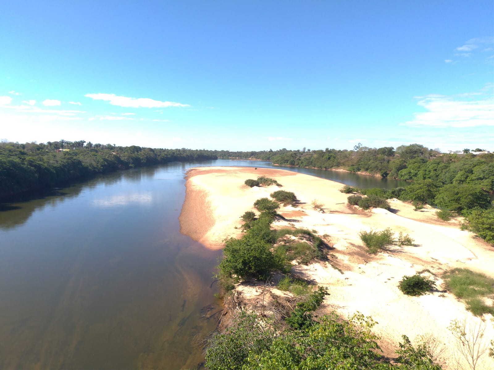Encontro dos dois rios Riso Verde e Rio Javaé